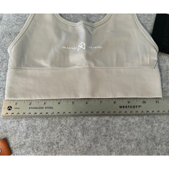 New Set of 2 Rawgear Pullover Strapback Activewear Bra Size XS - Picture 5 of 8